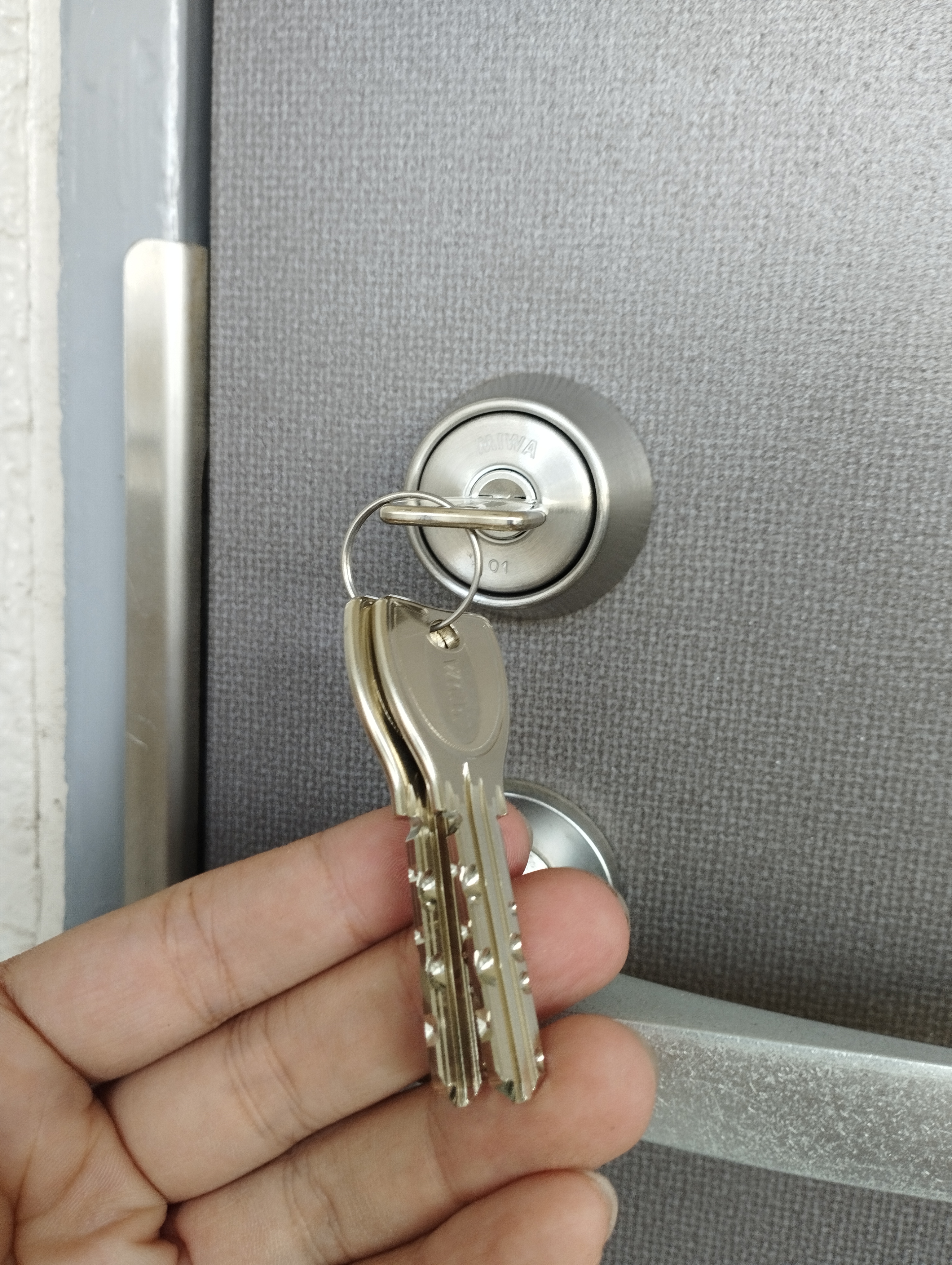 品川区の鍵交換は鍵屋believeへ!【確実に相場以下】の個人の鍵屋さん | 東京港区赤坂鍵屋believe 確実に相場より安い港区の個人の鍵交換 ・取り付けの鍵屋さん