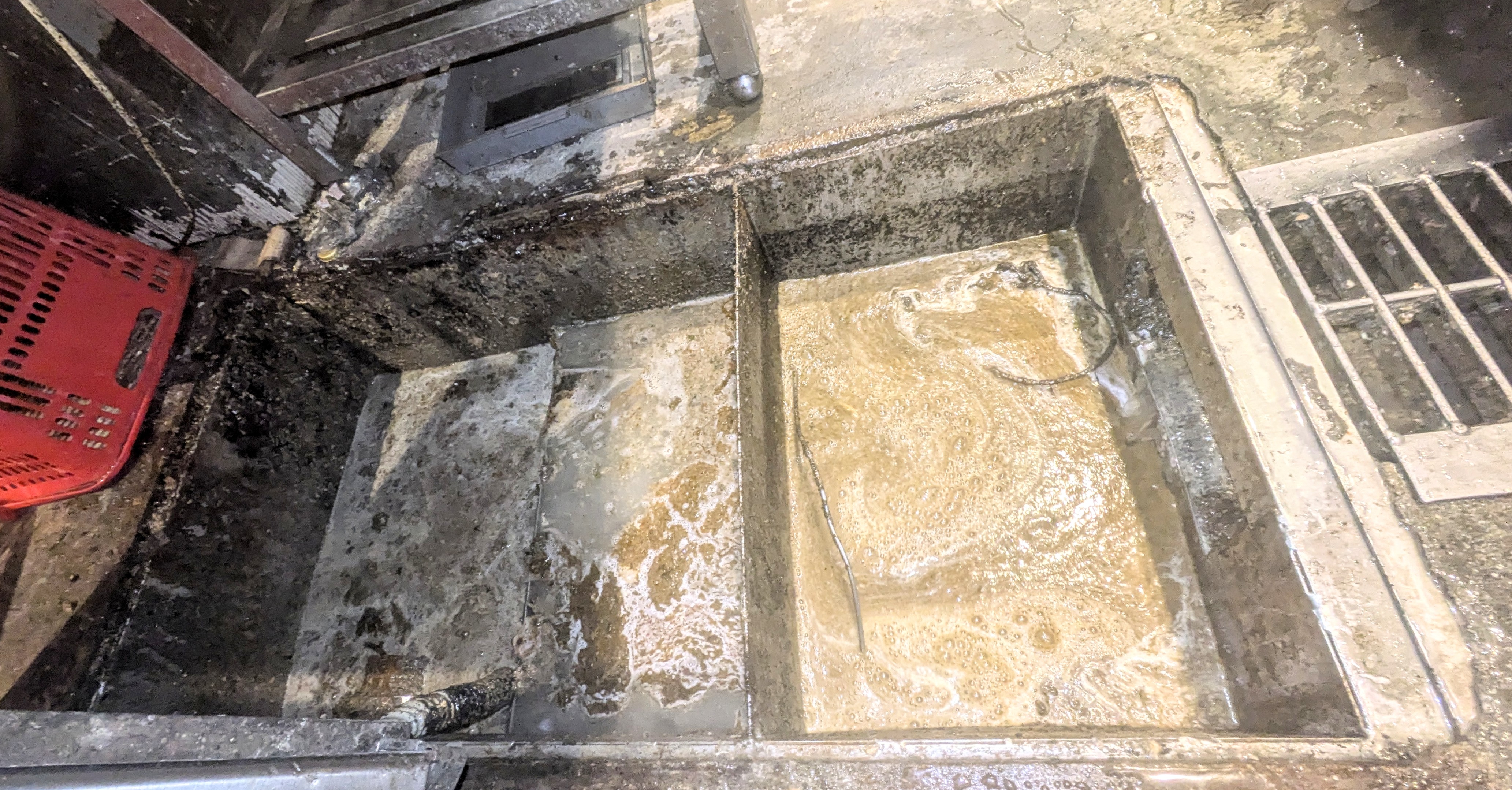 大阪十三・創作焼肉店舗、厨房配管清掃・施工例！ | 兵庫県神戸市