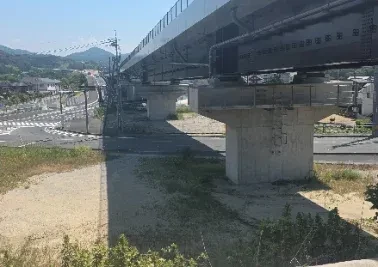 完成した高架橋の橋脚