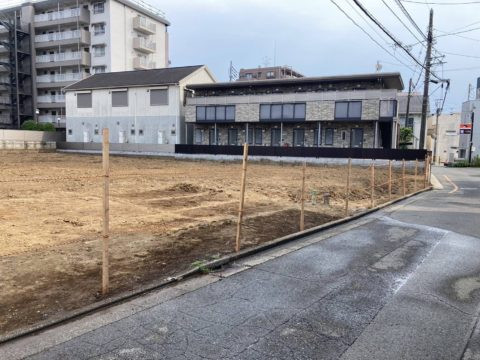 基礎を解体。整地して完了です。