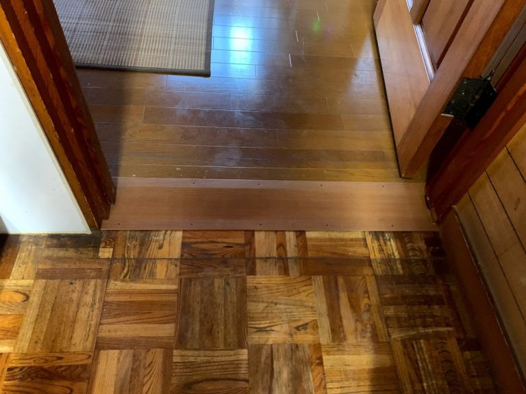 施工後　リビング出入口