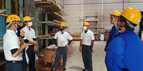 倉庫内スタッフ