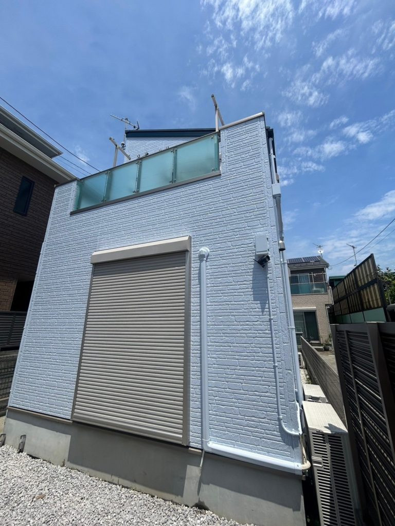 完了がこちらです！すごい綺麗な色になりましたね✨しかも背景の青空といい感じですね！