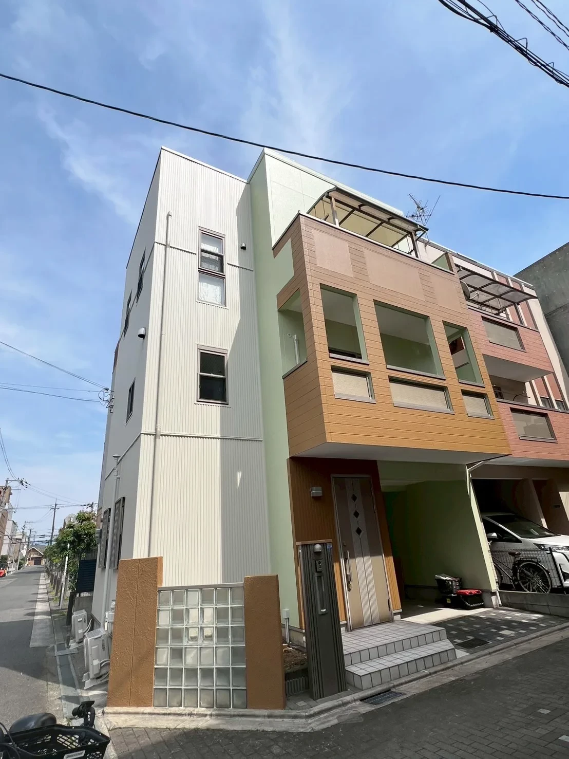 ビル外装
