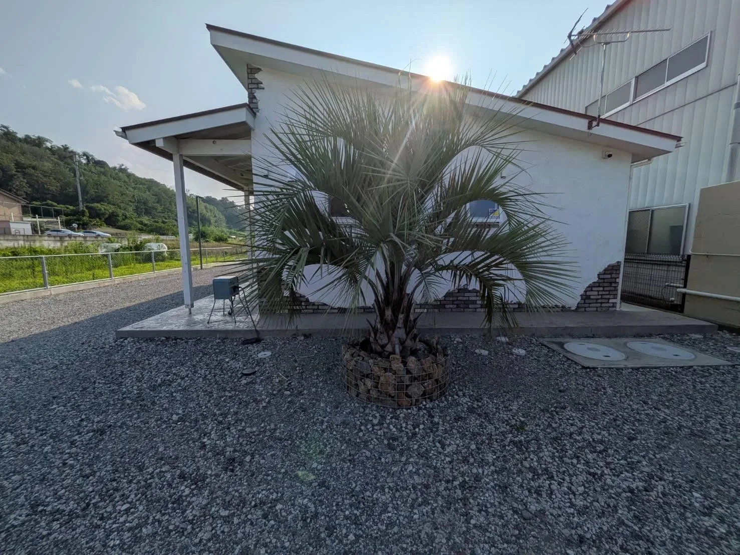 社屋 外観