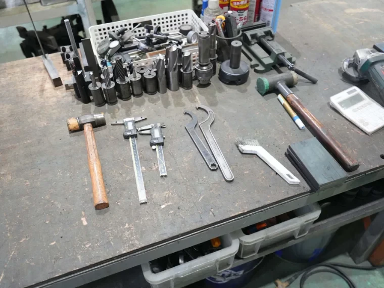 使用する主な機器・工具