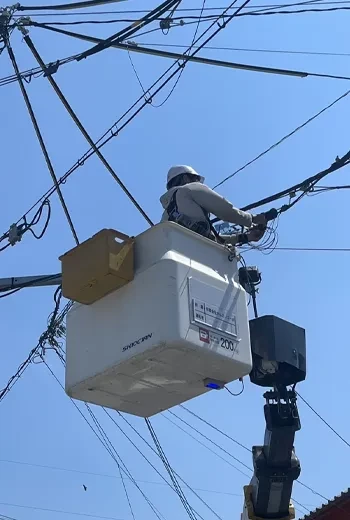電気通信工事で、地域と社会を支え続けます。