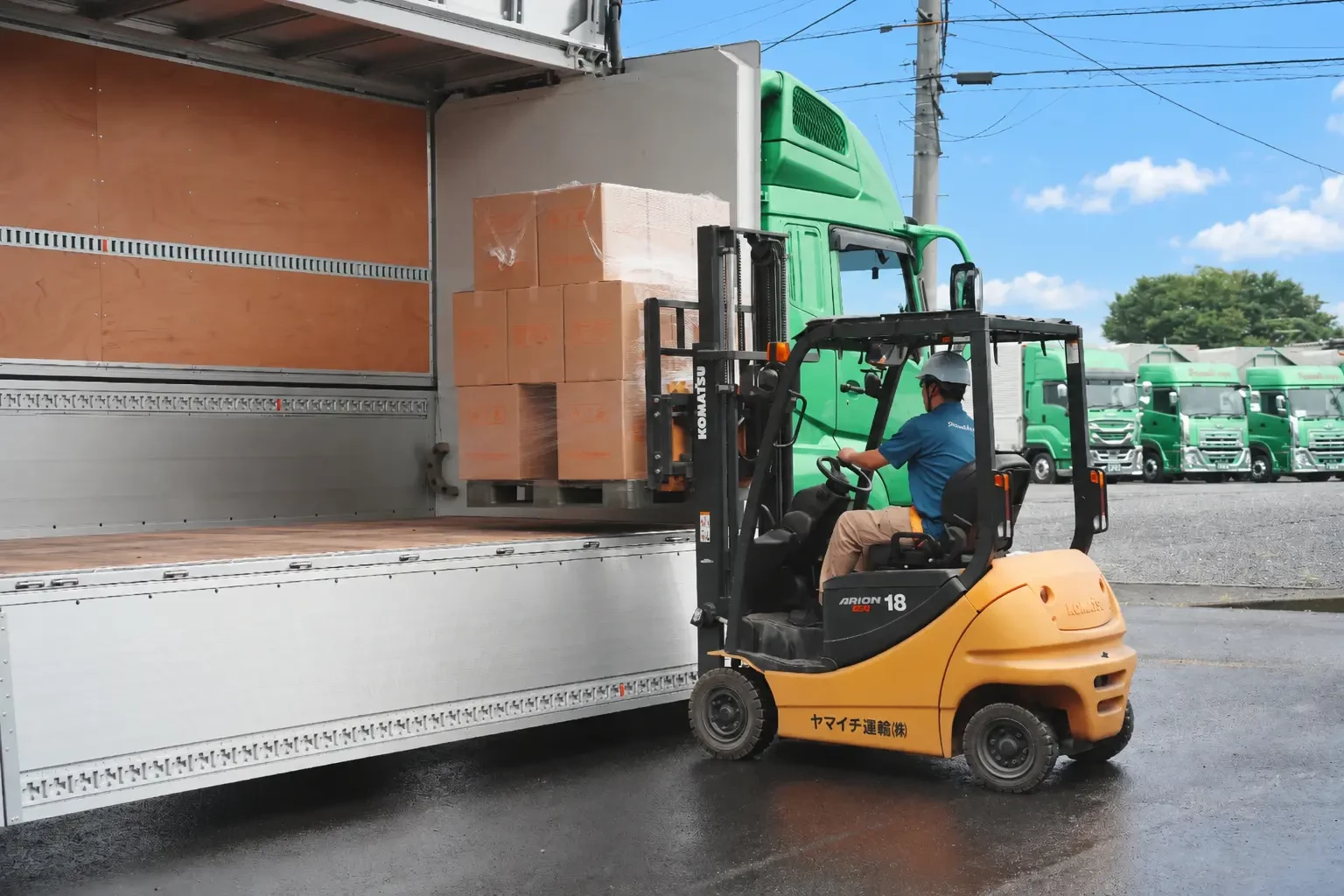 FV写真 2（荷積み）