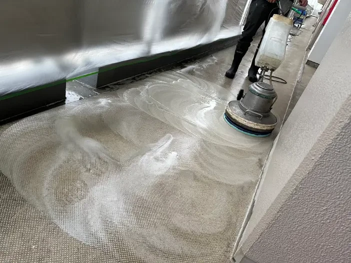 画像をドラッグ
