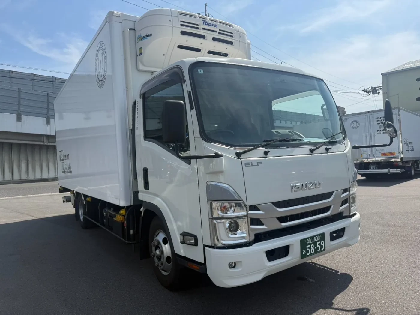 3t 冷蔵冷凍車