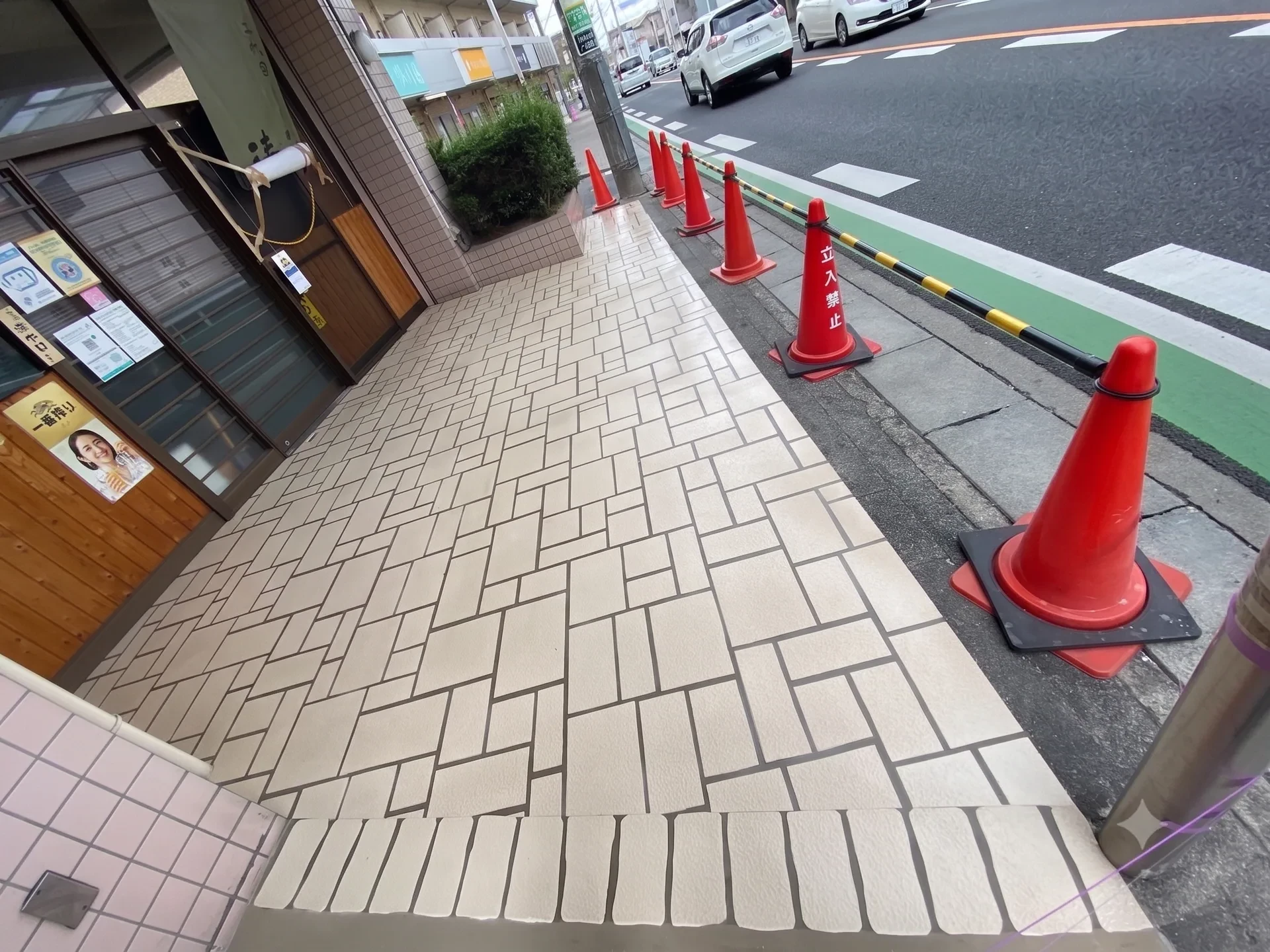 建物まわりの外構・通路