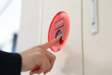 写真：点検作業の様子