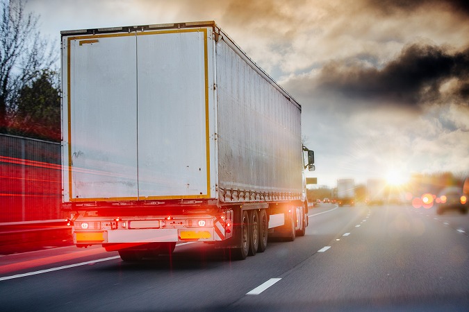 運送会社に求めるトラックの種類の多さと対応力