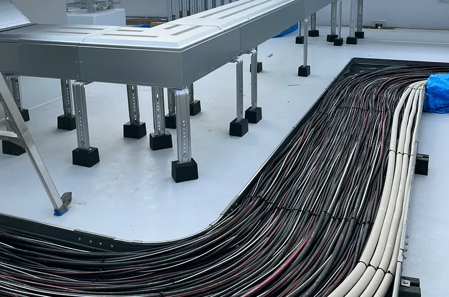 電気工事は京都府亀岡市のフジモト電気通信へ