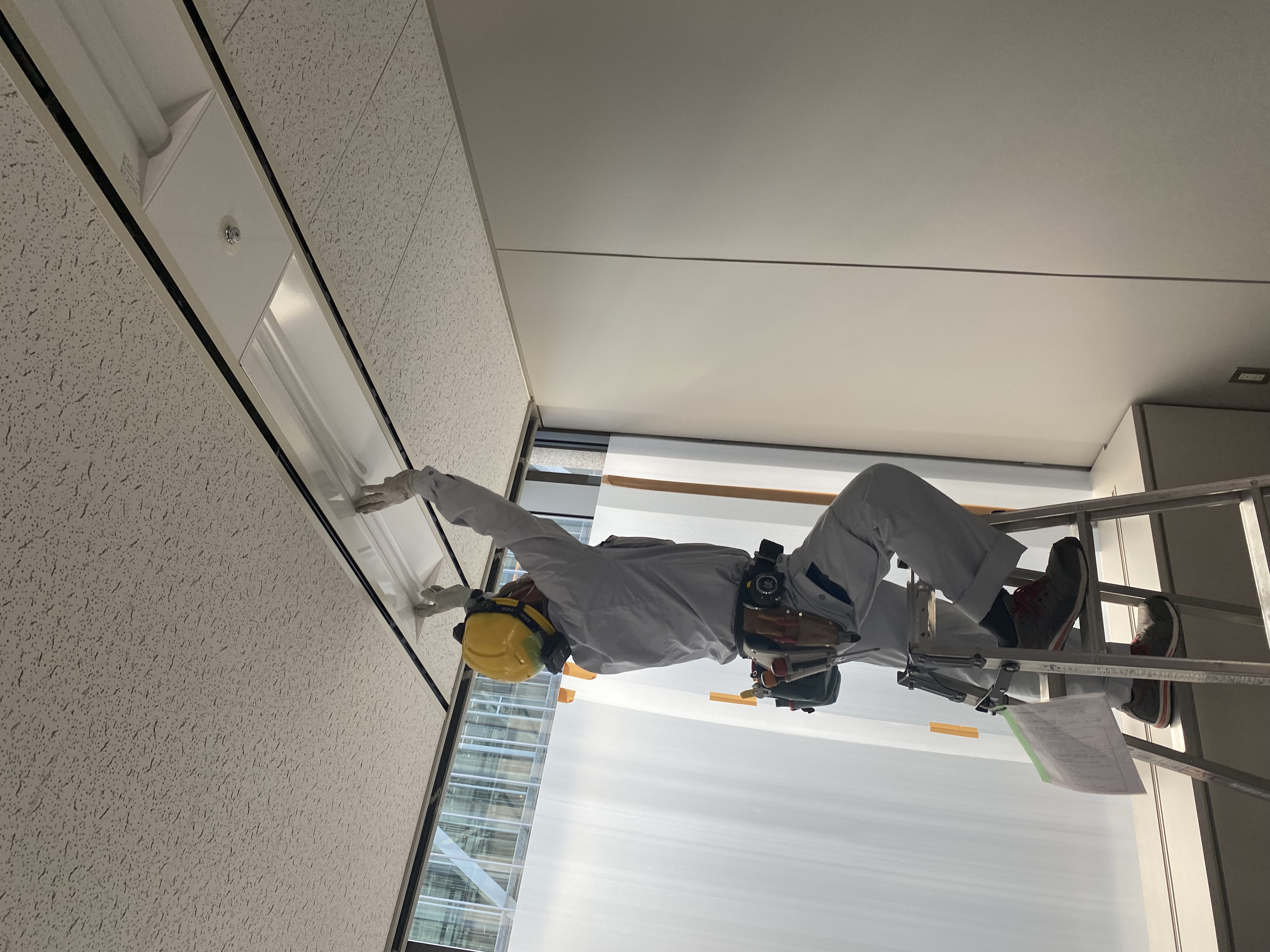 未経験から始める電気工事の世界！新たなキャリアを築こう！