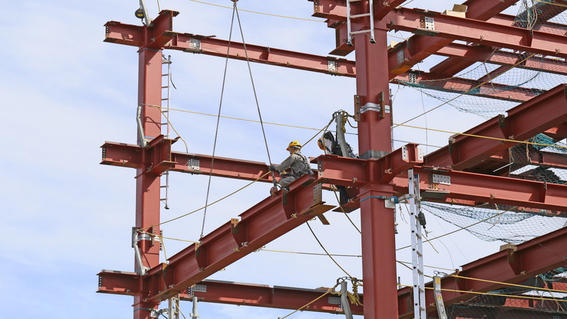 安全な鉄骨工事のための対策と心掛け | 鍛冶工事は千葉県木更津市の株式会社栄和｜鍛冶工・鉄骨工求人