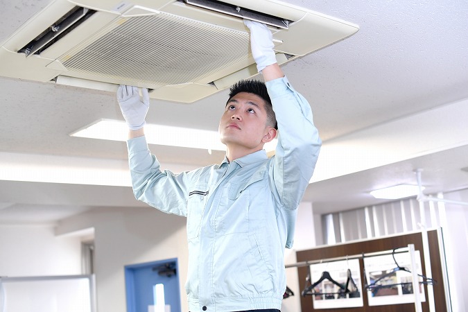 暑い季節を迎える前に、エアコンを取り付けませんか? | 冷凍機・空調 暑い季節を迎える前に、エアコンを取り付けませんか? | 冷凍機・空調