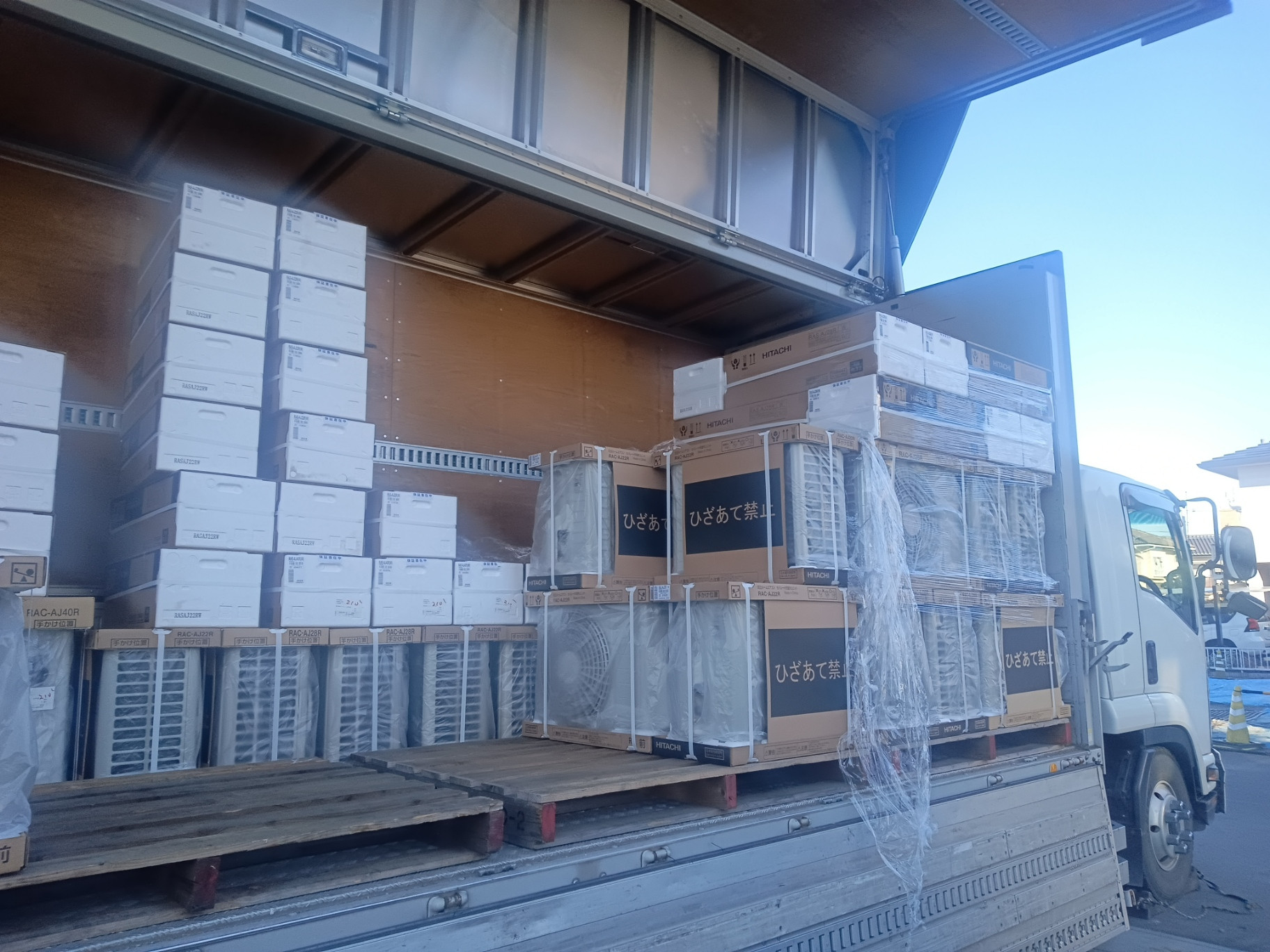 新築マンション　エアコン工事