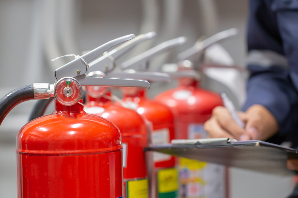 知られざる消防設備の歴史！消火器のルーツとは？ | 大阪府堺市で民泊