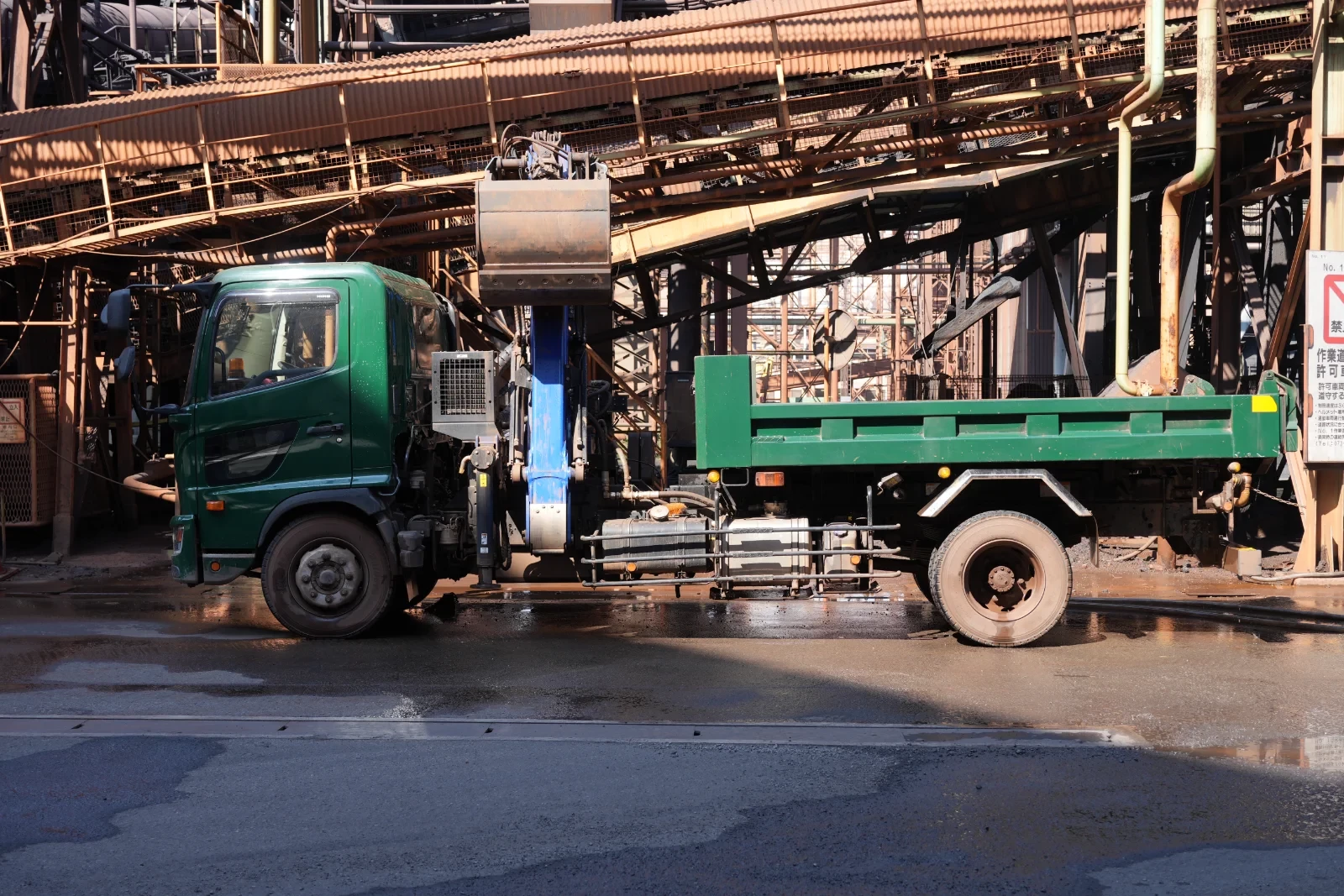 2tトラック運転手
