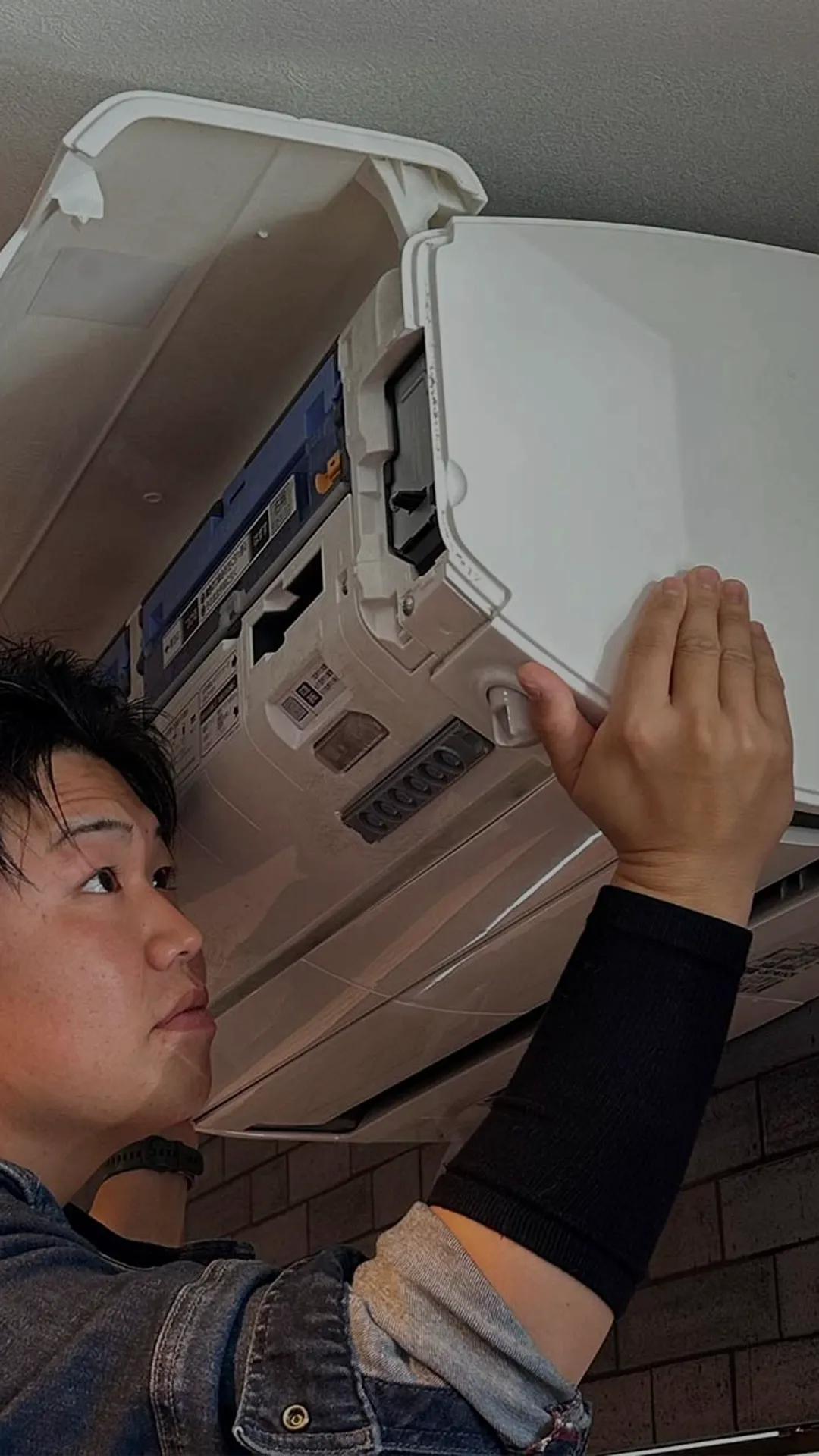 エアコン取り付け(設置)などエアコン工事の業者は弘前市のSEIWA