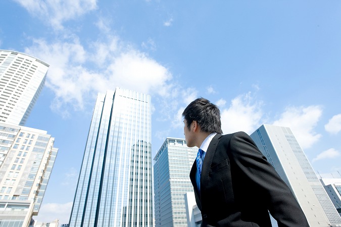 防水シート施工職人が目指せるキャリアとは？