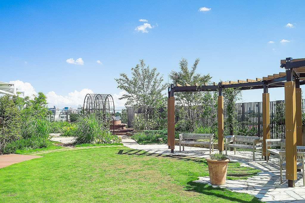 エクステリア工事の正社員募集！仕事も仲間も充実の現場で働こう