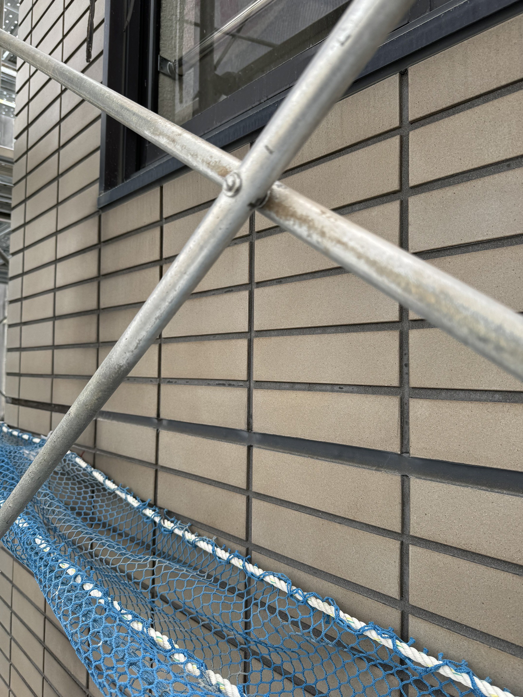 コーキング撤去方法についてご紹介！【求人も募集中】 | シーリング