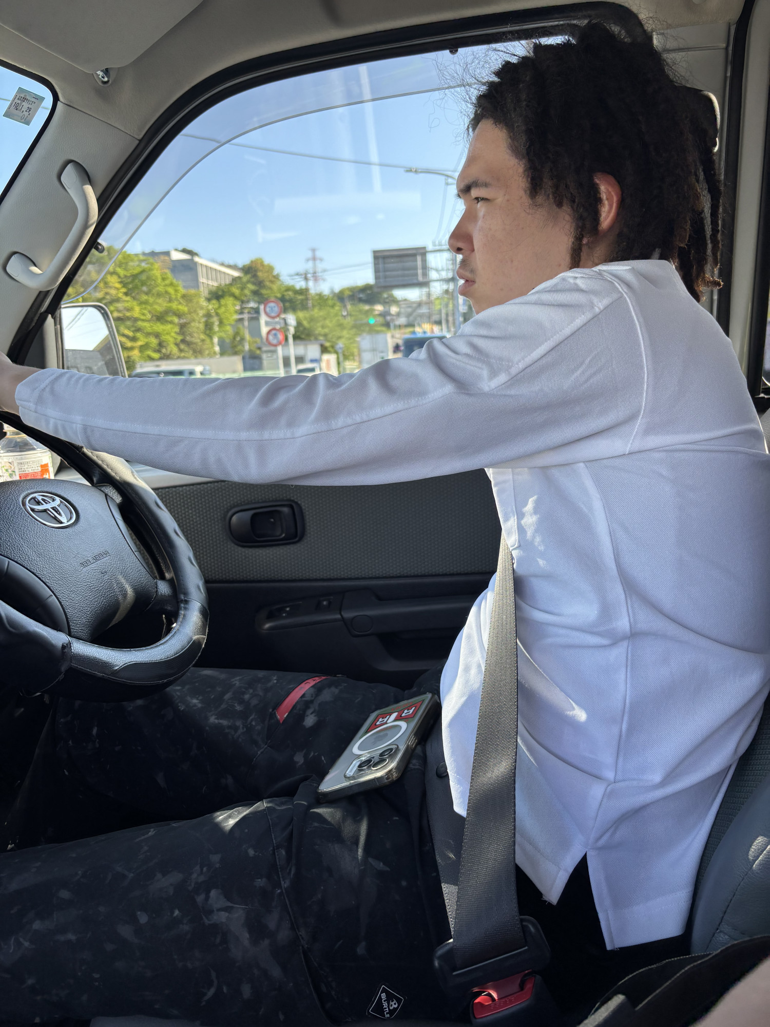 材料不足問題